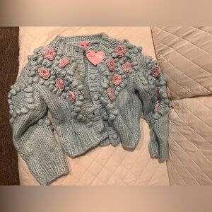 Flower puff knit cardigan